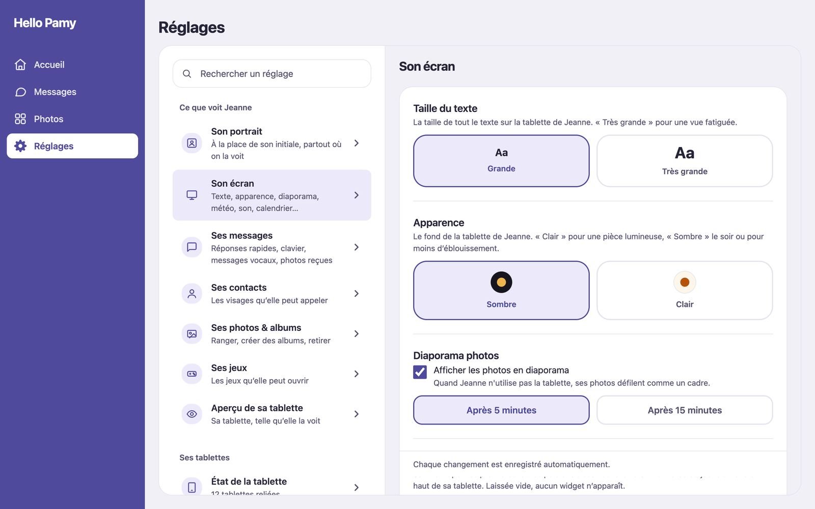 Les réglages de Hello Pamy sur un ordinateur&nbsp;: la navigation indigo à gauche, la liste des réglages, et «&nbsp;Son écran&nbsp;» ouvert à droite (taille du texte, apparence, diaporama).